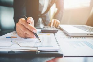 argent laissé compte bancaire utilisé par les banques