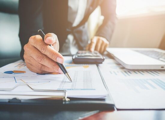 argent laissé compte bancaire utilisé par les banques